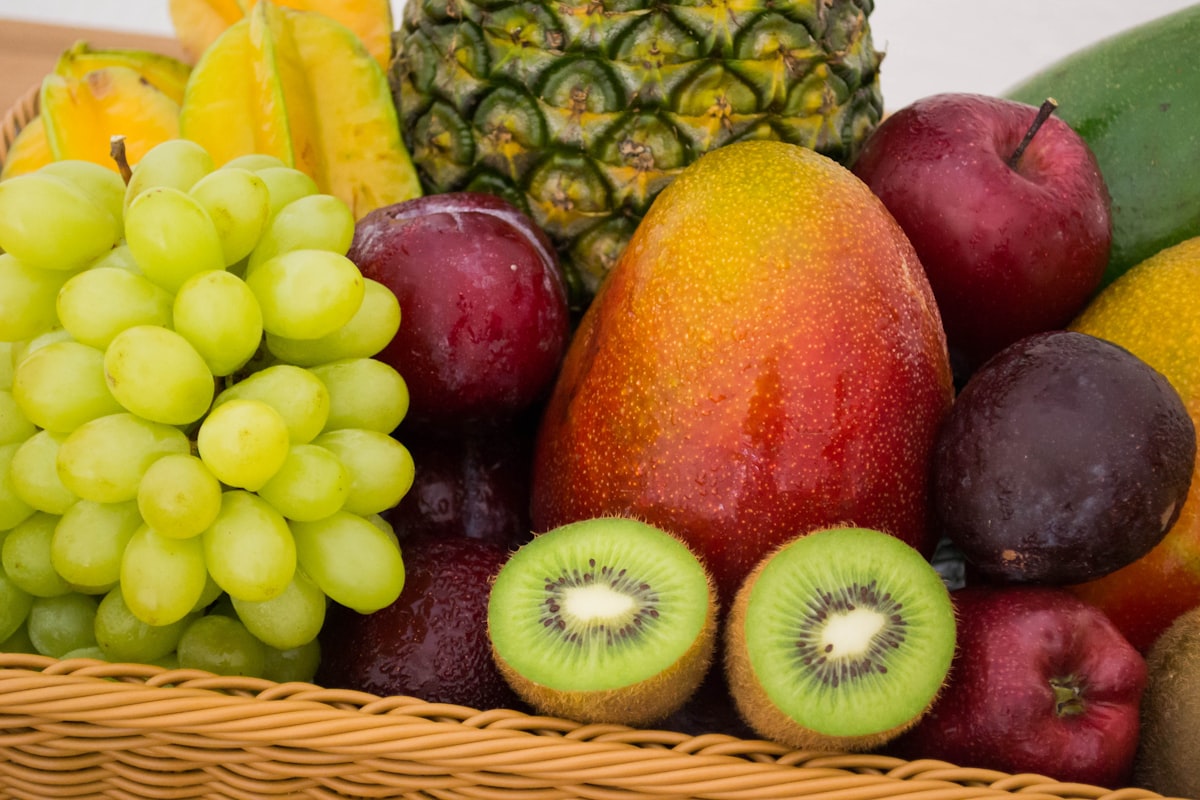 Fresh Fruit Box brimming with seasonal New Zealand fruit